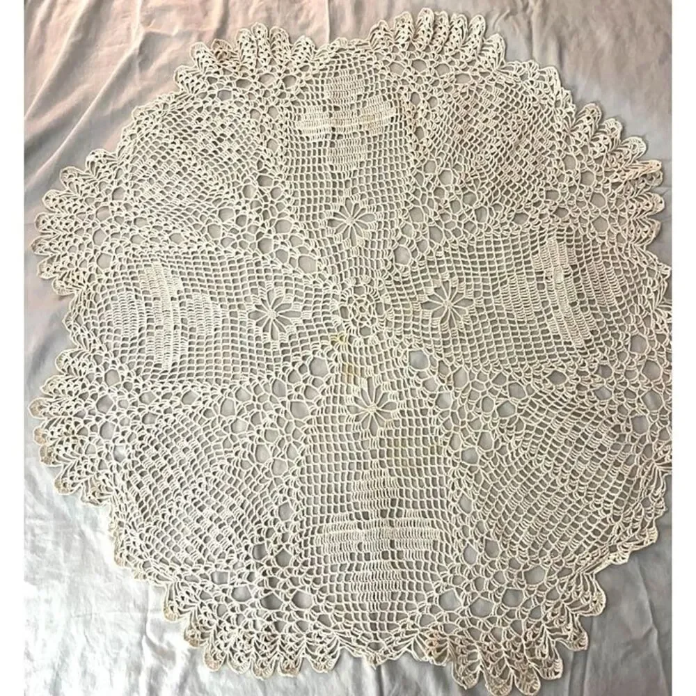 VNT Handmade Crochet Lace Doily 18